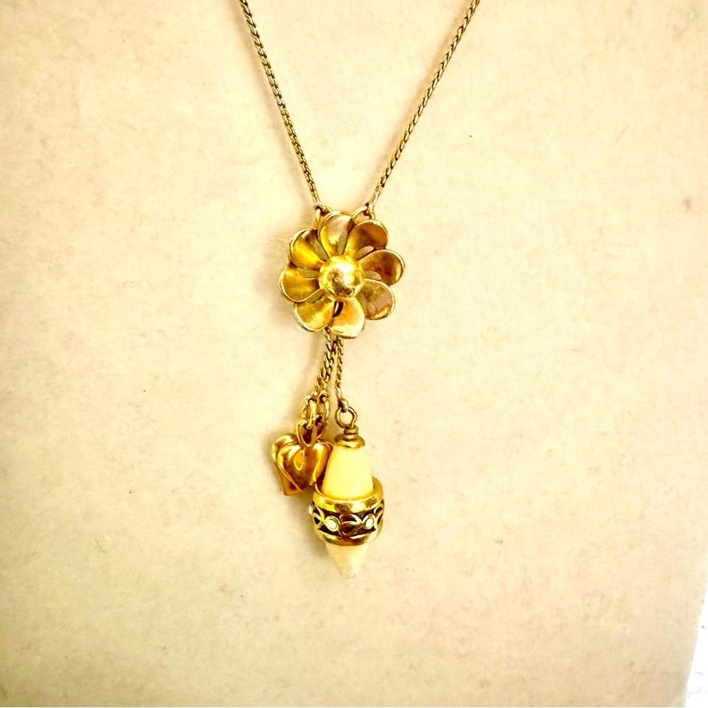 NWT Pilgrim Danish Design Golden Daisy Tassel Pendant Necklace